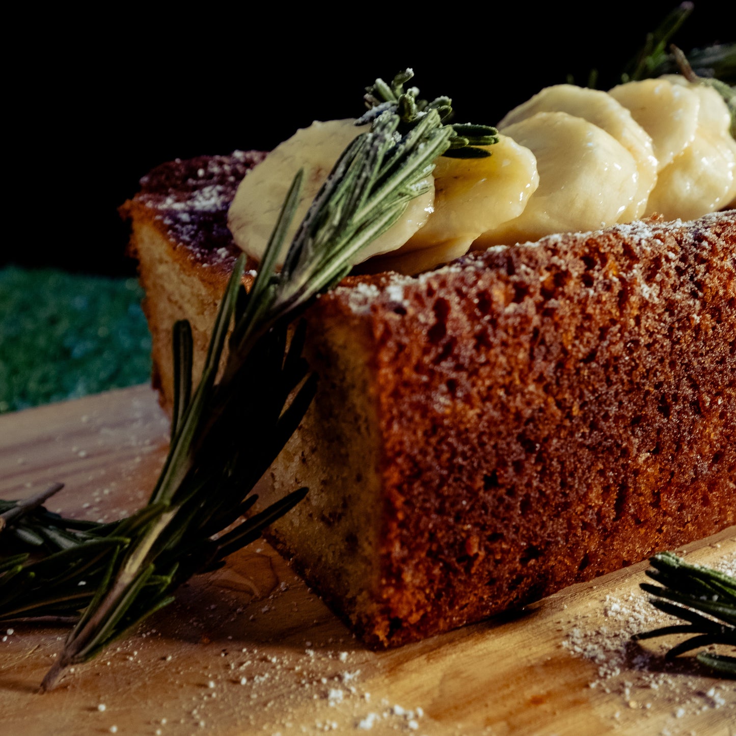 Rosemary's Rain-Soaked Banana (Slice)